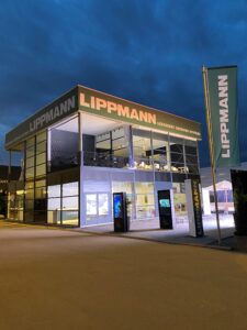 Lippmann Bauma 2022 Booth at Sunset